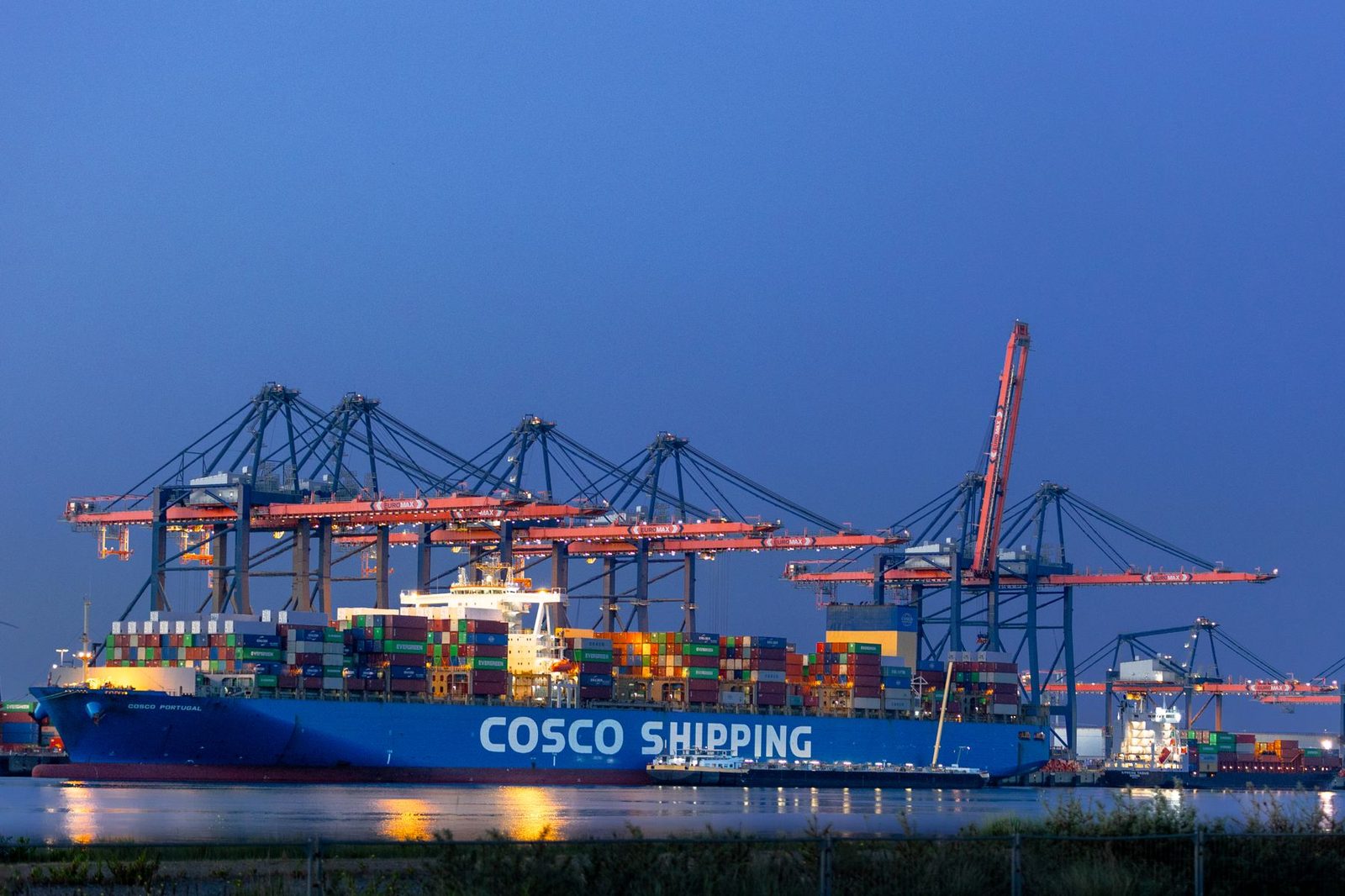 Shipment status being tracked and chased